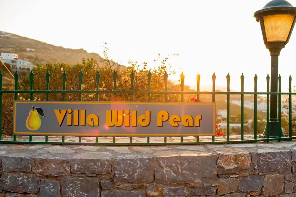 Wild Pear Villa 利加里亚 外观 照片